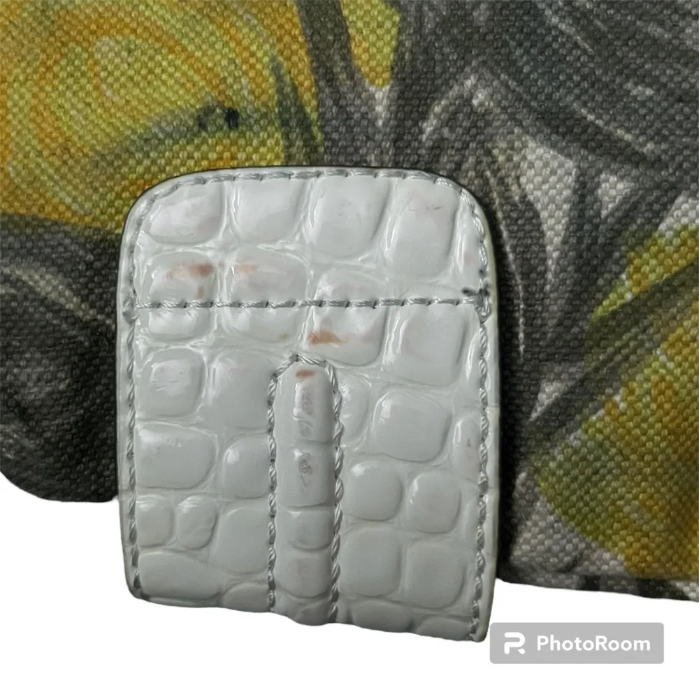 GUESS Liliana Yellow Tan White Floral Clutch Purse Crossbody Bag